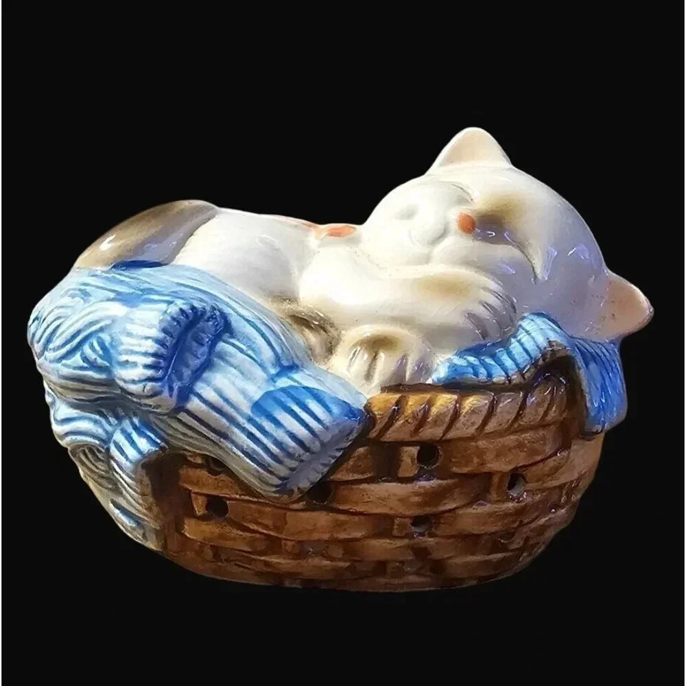 Vtg 1983 AVON Ceramic Potpourri Pomander Sleeping Kitten In Basket Made in Japan - Picture 8 of 13